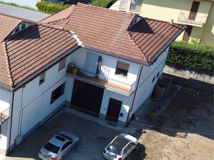 Casa con 6 locali in vendita in Centro, Calamandrana