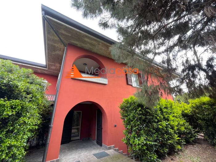 Appartamento trilocale in vendita in via Meda, Centro, Inzago