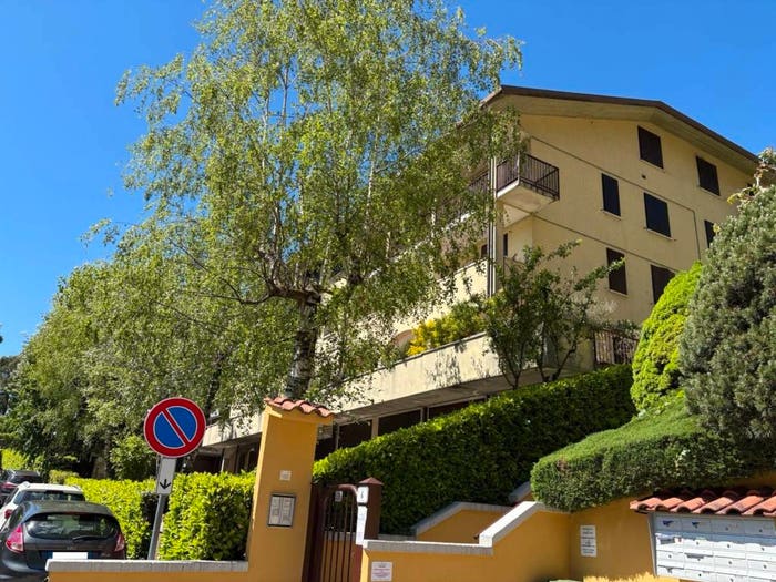 Appartamento bilocale in vendita in Via Massimo d'Azeglio, Centro, Ballabio