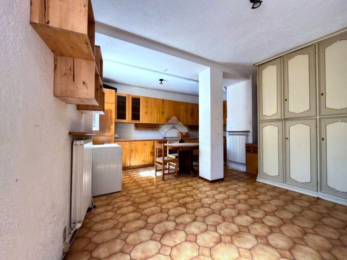 Appartamento trilocale in vendita in Via Pelle Vincenzo, Moglio, Alassio