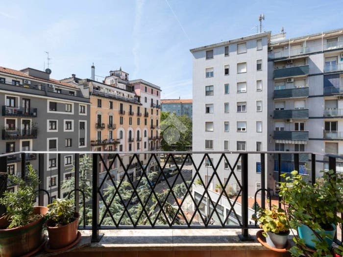 Appartamento trilocale in vendita in Via Privata Giuseppe Sacconi, Corvetto, Milano