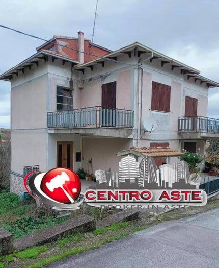 Appartamento con 6 locali in vendita in Via San Francesco d'Assisi, Centro, San Lorenzo in Campo