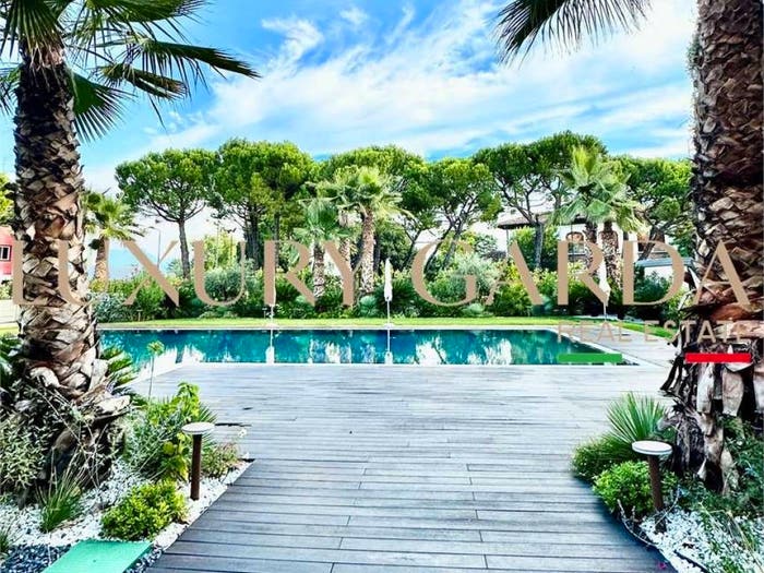 Casa con 5 locali in vendita in Desenzano Centro, Desenzano del Garda