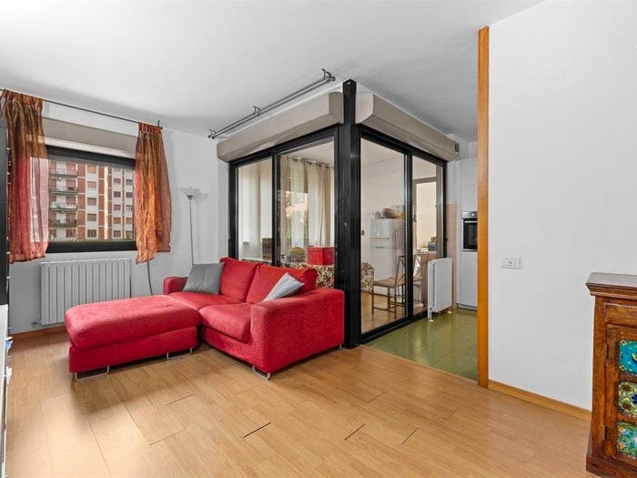 Appartamento quadrilocale in vendita in Via Lario, Romano Banco, Buccinasco