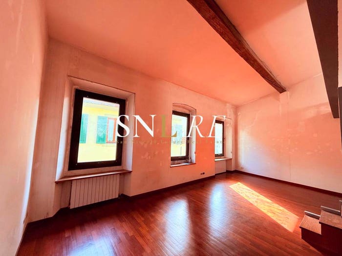 Appartamento trilocale in vendita in Via della Pergola, Duomo, Firenze