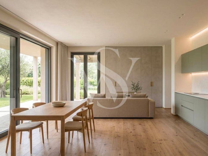 Appartamento quadrilocale in vendita in Via Legrenzi, Centro, Montebelluna
