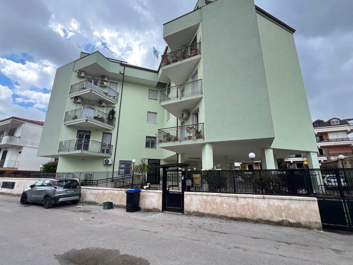 Appartamento quadrilocale in vendita in Via San Gennaro, Centro, Acerra