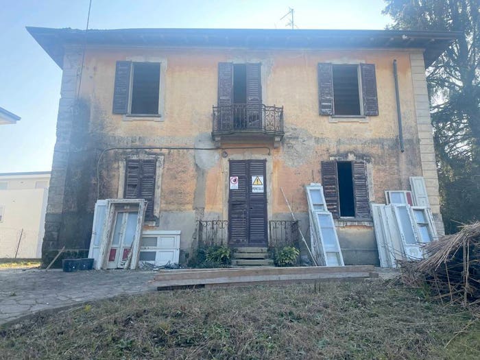 Casa con 6 locali in vendita in Via Giuseppe Garibaldi, Centro, Missaglia