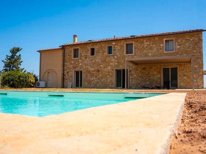 Casa con 6 locali in vendita in Via Vicinale Di Poggio Masino, Guardistallo