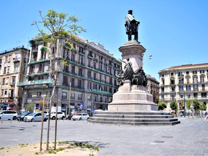 Appartamento quadrilocale in vendita in Via Firenze, Vasto, Napoli