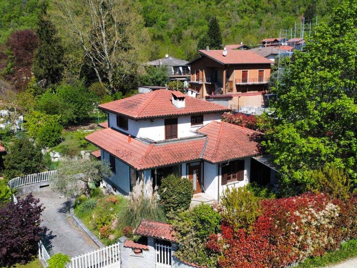 Casa con 5 locali in vendita in Via Privata Cascine, Centro, Cittiglio