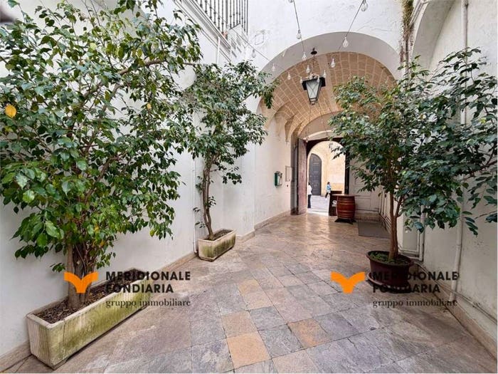 Appartamento con 6 locali in vendita in Corso Vittorio Emanuele, Centro Storico, Lecce