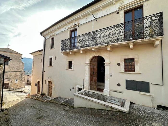Appartamento trilocale in vendita in Via XX Settembre, Centro, Prata d'Ansidonia