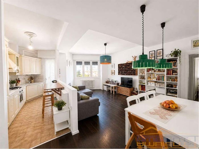 Appartamento quadrilocale in vendita in via fogazzaro, Centro, Casatenovo