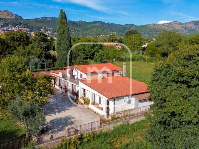 Casa trilocale in vendita in Via Molella, Centro, Palestrina