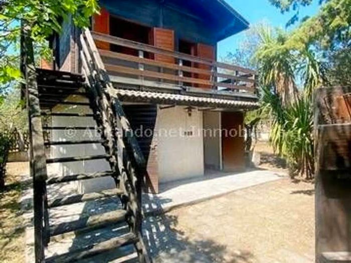 Casa con 5 locali in vendita in Loreto Aprutino