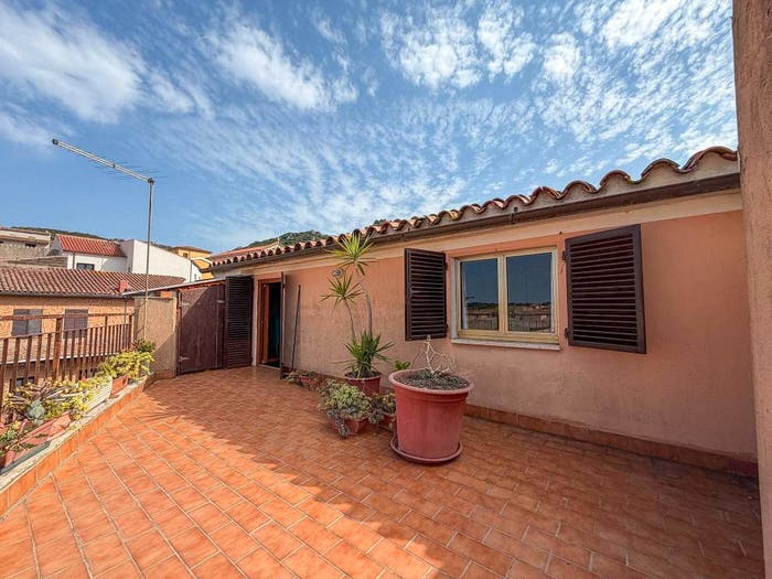 Casa con 5 locali in vendita in Via San Gavino, Monti
