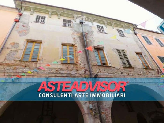 Appartamento con 5 locali in vendita in Corso Mario Ponzoni e, Centro, Pieve di Teco
