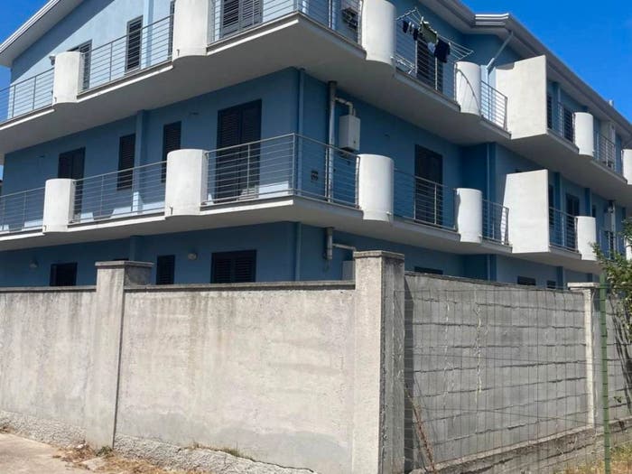 Appartamento quadrilocale in vendita in Via Vittorio Alfieri, Centro, Falcone