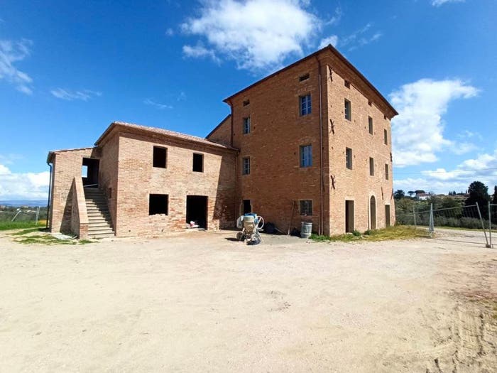 Appartamento quadrilocale in vendita in Via Pozzuolo, Gioiella, Castiglione del Lago