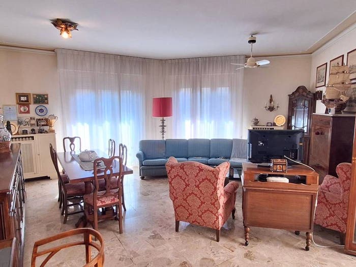 Appartamento con 6 locali in vendita in Careggi Rifredi Dalmazia, Firenze