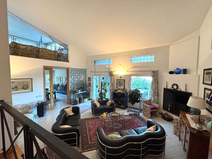 Casa con 6 locali in vendita in Città di Castello