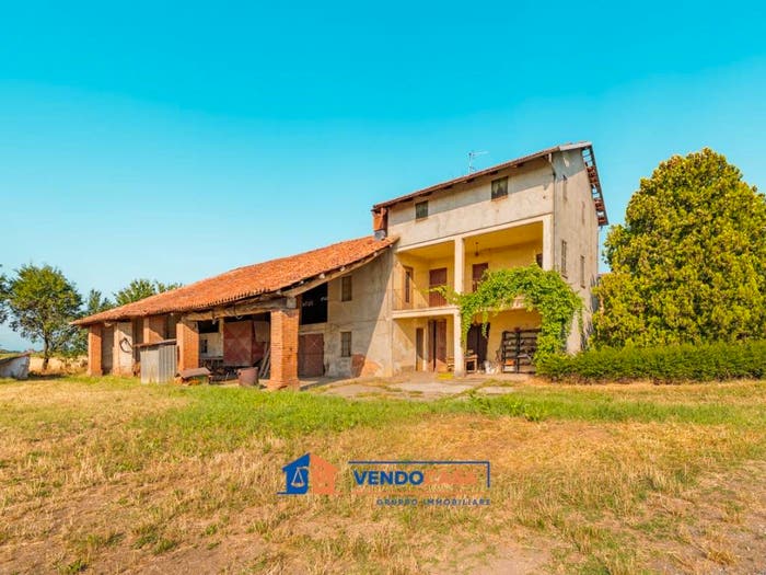Casa quadrilocale in vendita in Frazione Ceriolo, Sant'Albano Stura