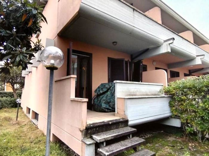 Casa con 5 locali in vendita in Via Gioacchino Rossini, Marina di Massa Centro, Massa