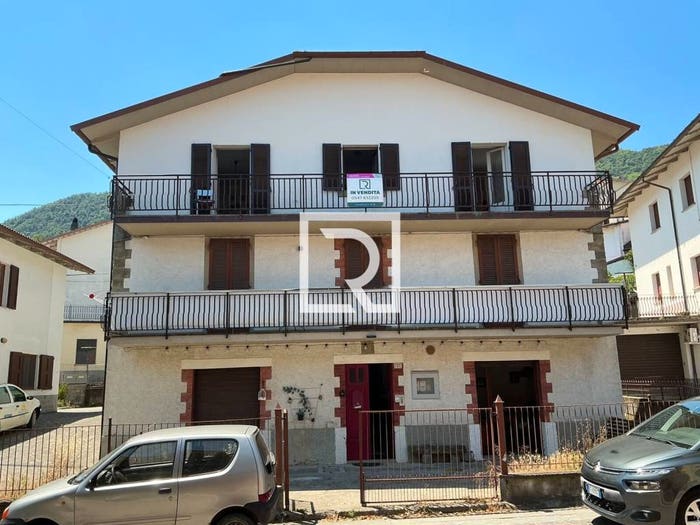 Appartamento trilocale in vendita in Via Don Francesco Babbini, Alfero, Verghereto
