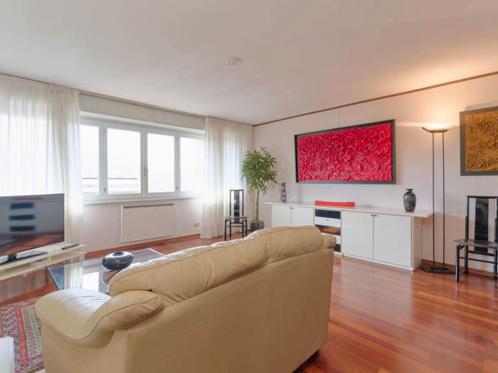 Appartamento trilocale in vendita in Via per Brunate, Garzola, Como