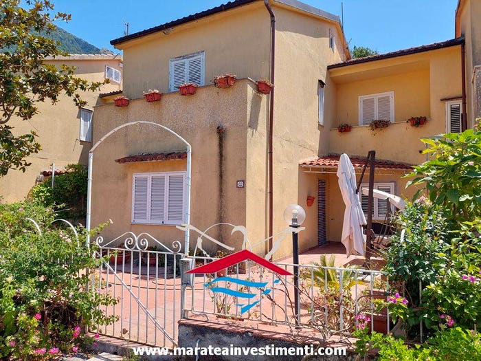 Casa con 6 locali in vendita in Località Sant'Elia, Centro, Maratea