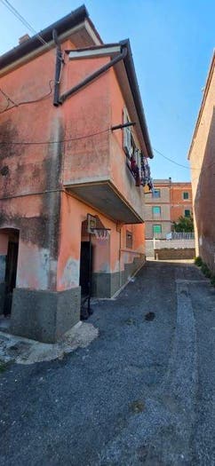 Appartamento trilocale in vendita in Via Crocefisso, Somaschi Fontana di Papa Ginestreto, Ariccia
