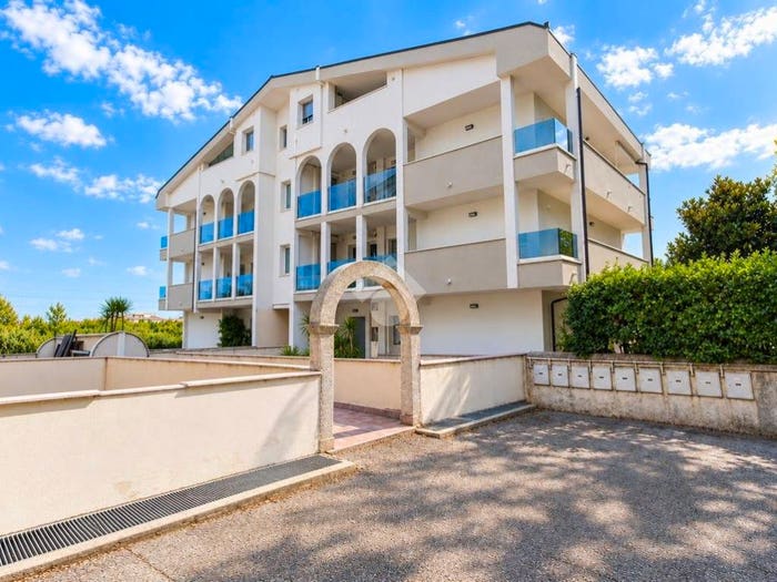Appartamento trilocale in vendita in Via Costanza D'Avalos, Centro, Francavilla al Mare