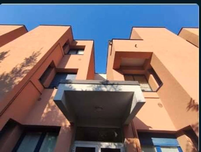 Appartamento trilocale in vendita in Via Oltrecolle Como CO Italia, Albate Muggiò, Como