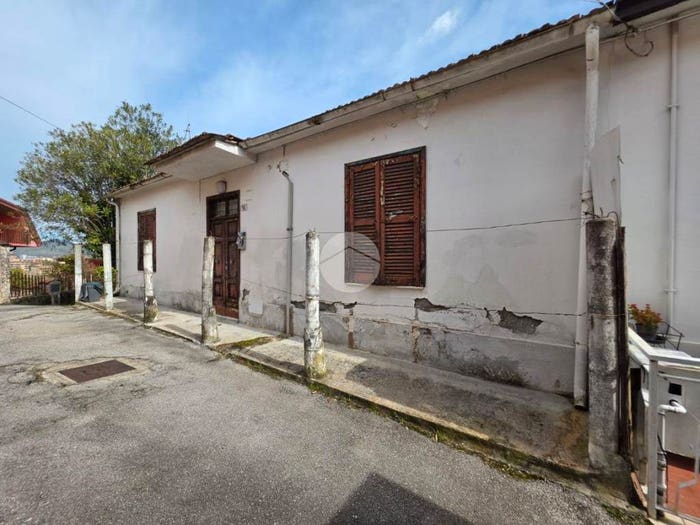 Casa trilocale in vendita in Via Cosenza, America Latina, Frosinone