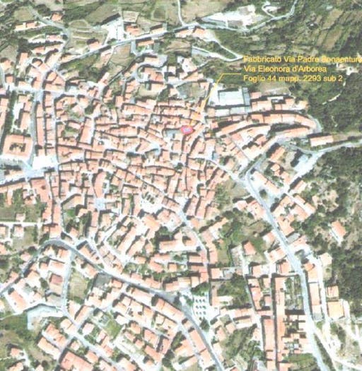 Appartamento con 5 locali in vendita in Via Padre Bonaventura, Calangianus