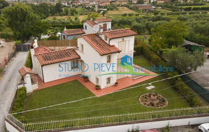 Casa quadrilocale in vendita in Via Monsummanese, San Rocco, Larciano