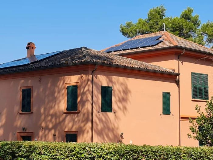 Casa con 6 locali in vendita in Centro, Montelabbate