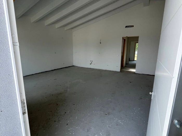 Casa quadrilocale in vendita in Strada Statale Romana, Bagnolo San Vito