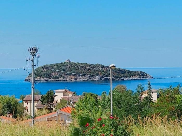 Casa con 6 locali in vendita in Contrada Riviere, Cucco Riviere, Diamante