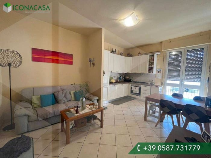 Appartamento trilocale in vendita in Via Nazario Sauro, Centro, Ponsacco