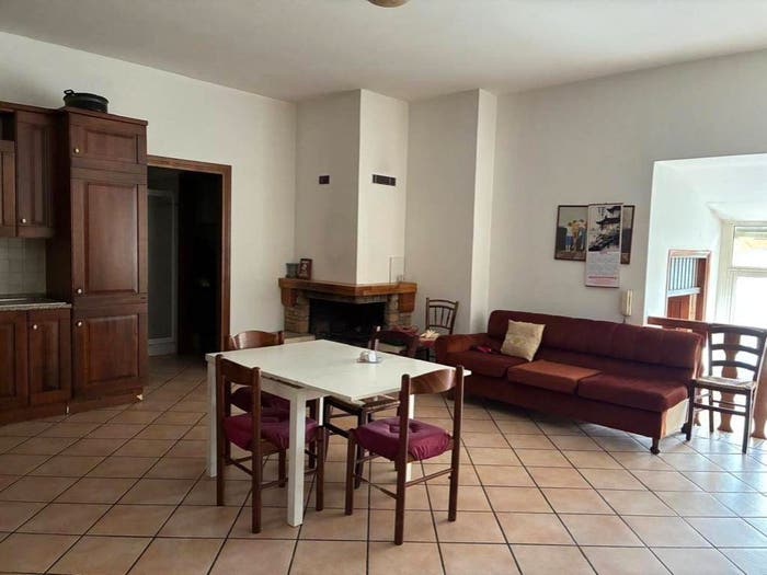 Casa con 6 locali in vendita in Centro, Ronciglione
