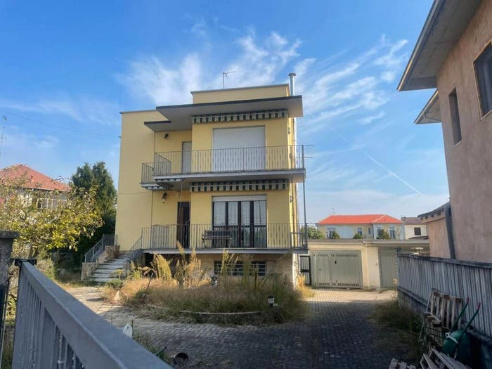 Casa con 5 locali in vendita in Centro, Mortara