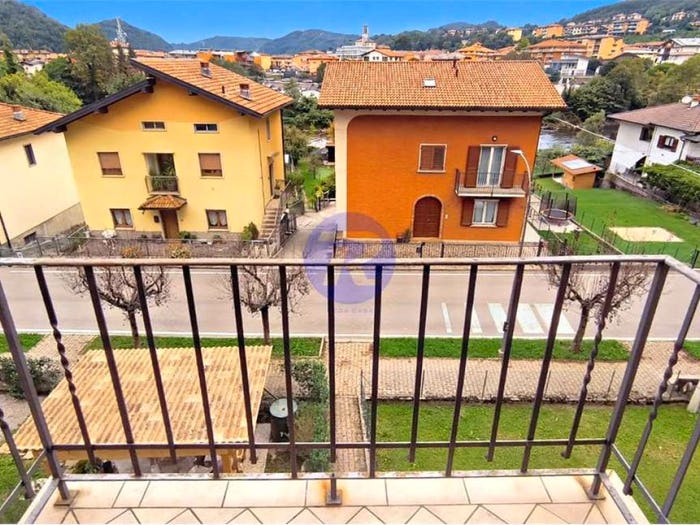 Appartamento bilocale in vendita in VIA ROMACOLO, Centro, Zogno