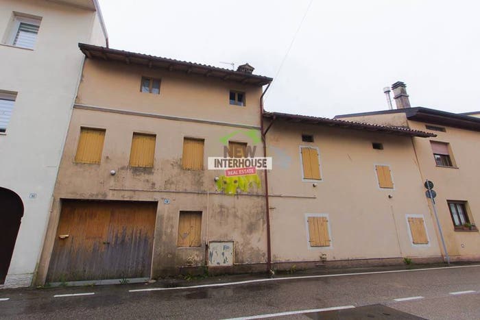Casa con 6 locali in vendita in Via Piazzetta, Centro, San Quirino