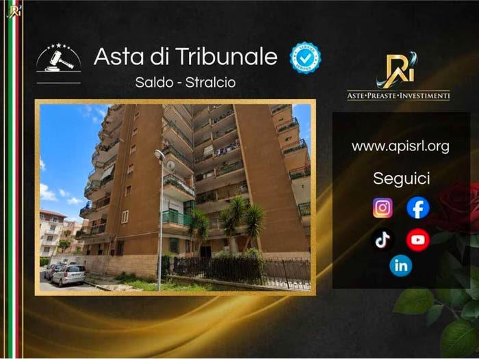 Appartamento quadrilocale in vendita in Via S Razzino, Mondragone