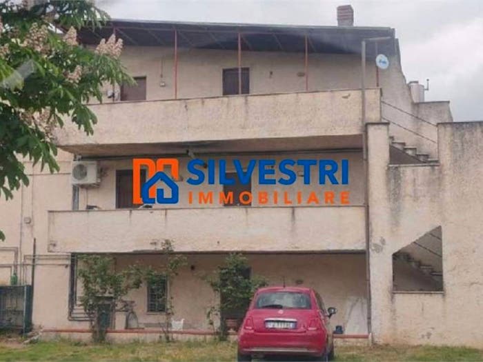 Appartamento trilocale in vendita in Sant Angelo a Cupolo, Centro, Sant'Angelo a Cupolo