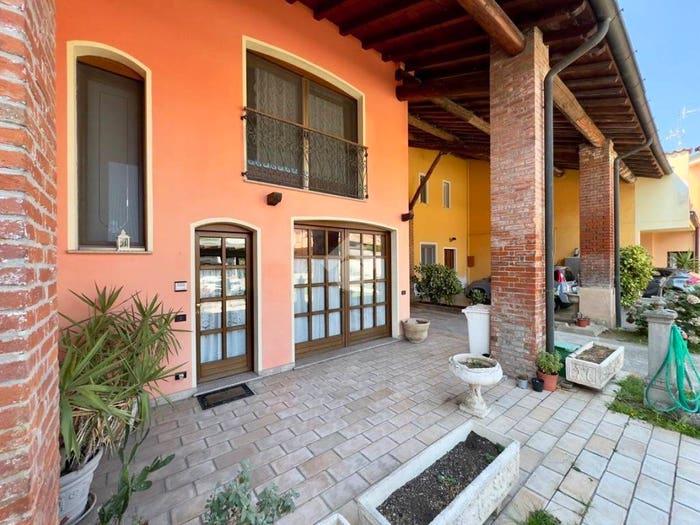 Casa quadrilocale in vendita in Via renzo da ceri, Ombriano Sabbioni San Carlo, Crema