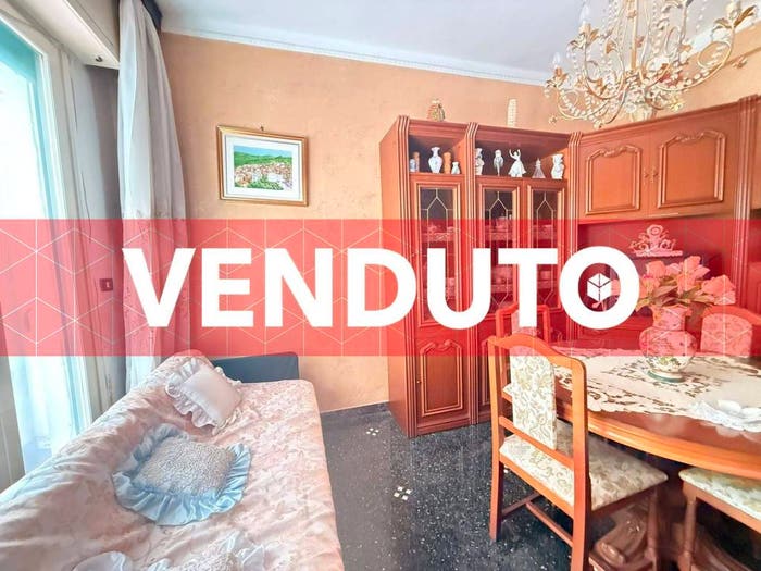 Appartamento bilocale in vendita in Viale alla Pineta, Pegli, Genova