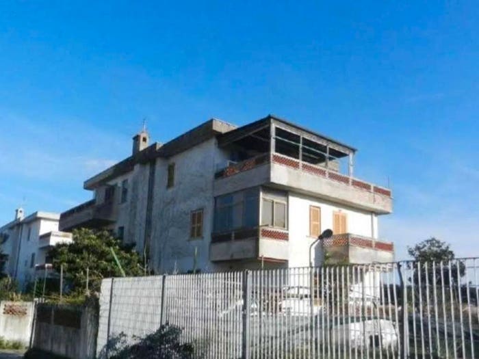 Appartamento trilocale in vendita in Via Massimo D'Azeglio, Stazione Lavinio, Anzio